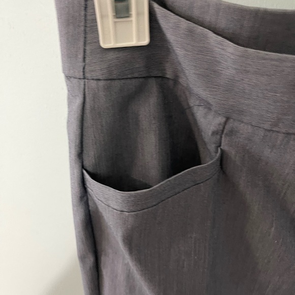 Duo women’s dress pants - Picture 12 of 13